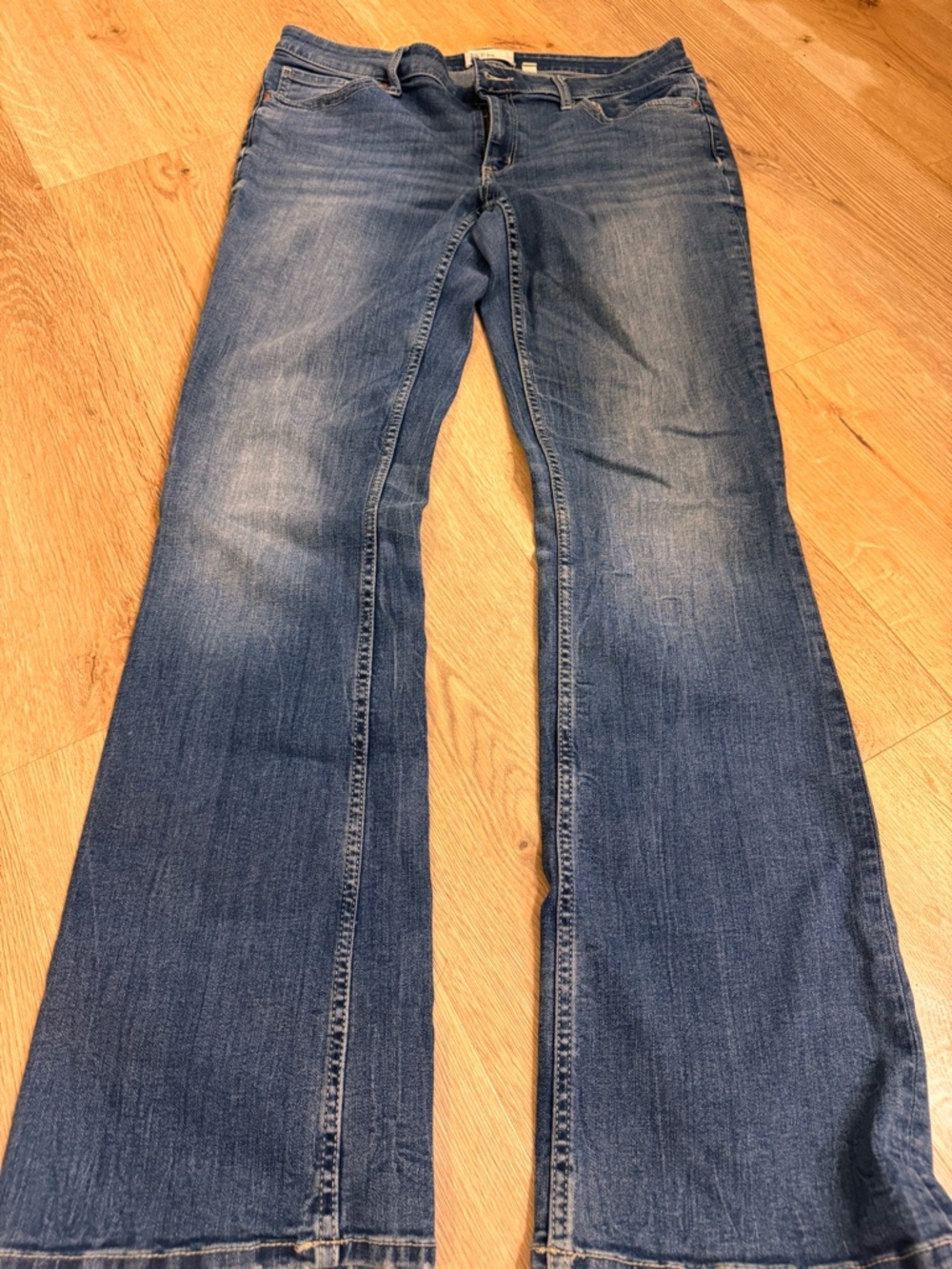 Women's Flare Jeans in Washed Blue - Classic Stretch Denim